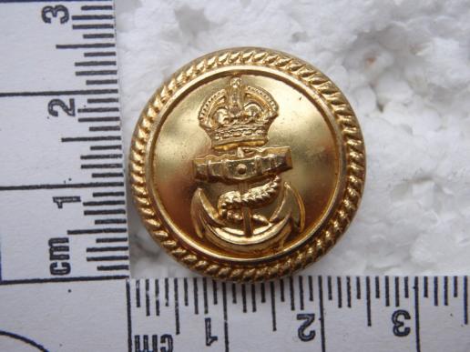 WW1/2 Gilt R.N Button