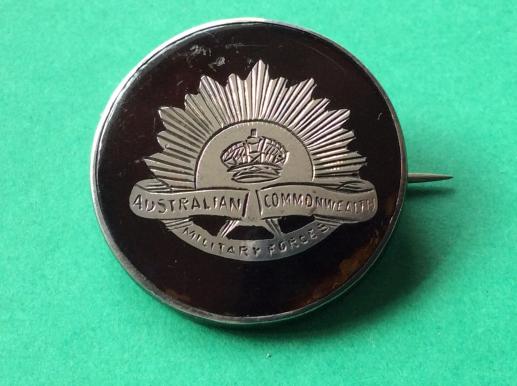 1915 dated, London maker A.I.F tortoise shell & Silver Sweetheart