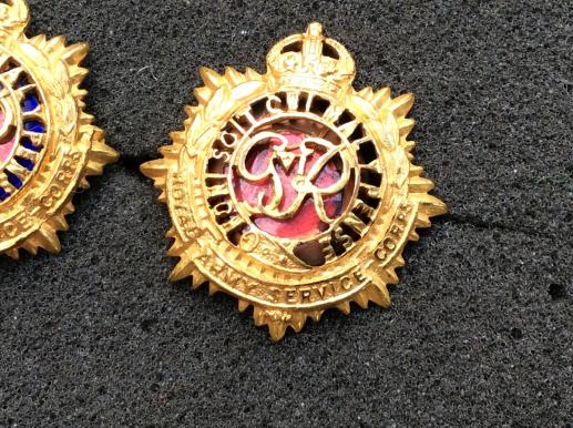 GV1 R.A.S.C Gilt And Enamel Officers Collar badges