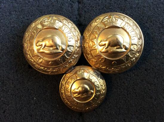 Post 1902 CANADA MILITIA Button Sweetheart