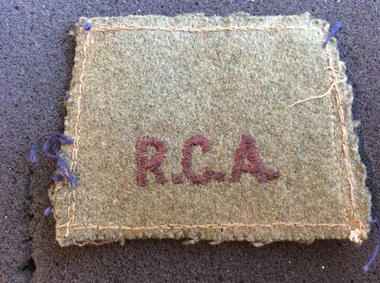 WW2 R.C.A ( Royal Canadian Artillery)  Shoulder title