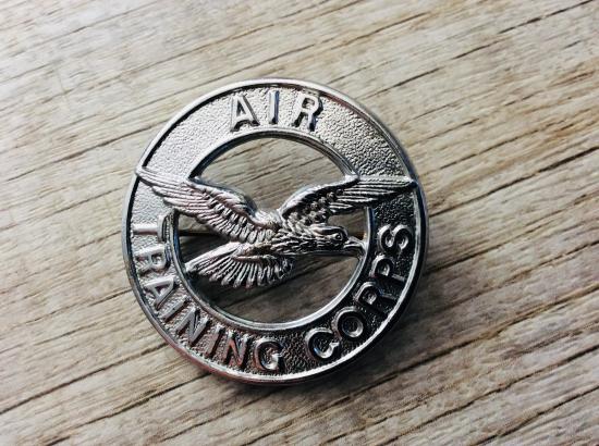 Early Air Training Corps brooch fixing Beret badge