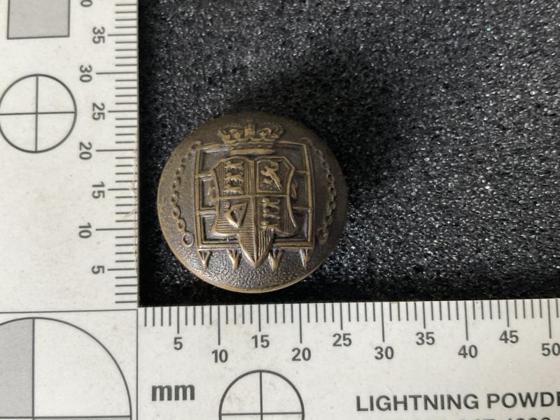 QVC 22nd (Queens ) Middlesex Rifle Volunteers button