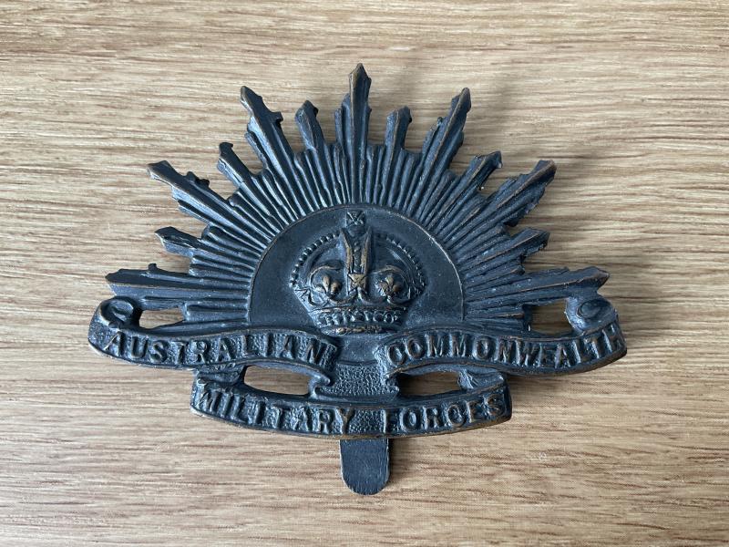 WW1 British made Australian Rising sun , unusual slider