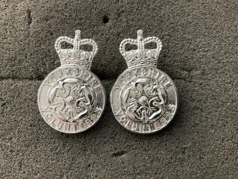 Yorkshire Volunteers anodised collar badges