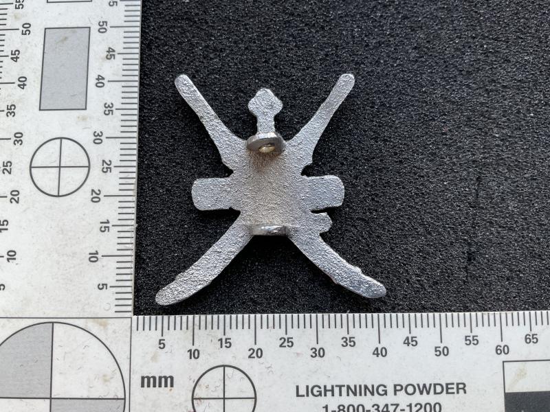 Oman Military headdress badge