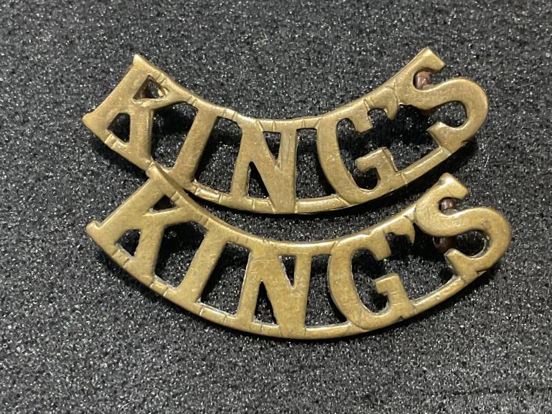 WW1 Kings Liverpool ‘KINGS’ shoulder titles