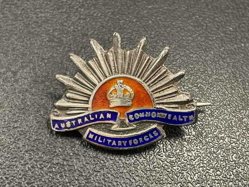 WW1/2 Australian Military Forces silver & enamel sweetheart.