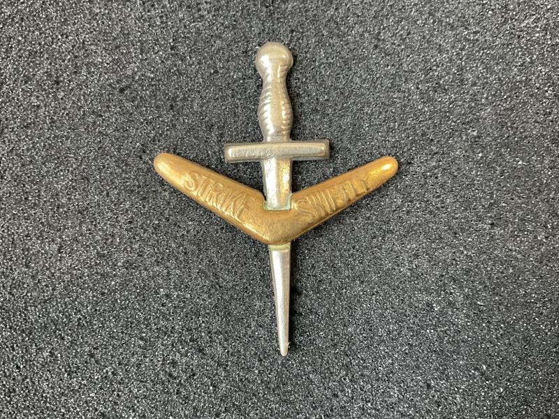 Australian Army Commando hat badge 1953-60s