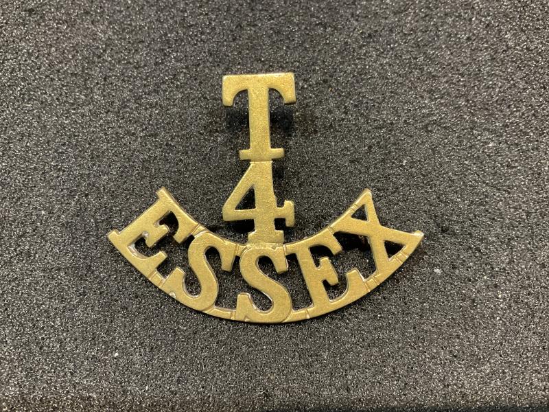 WW1 T 4 ESSEX brass ORs shoulder title
