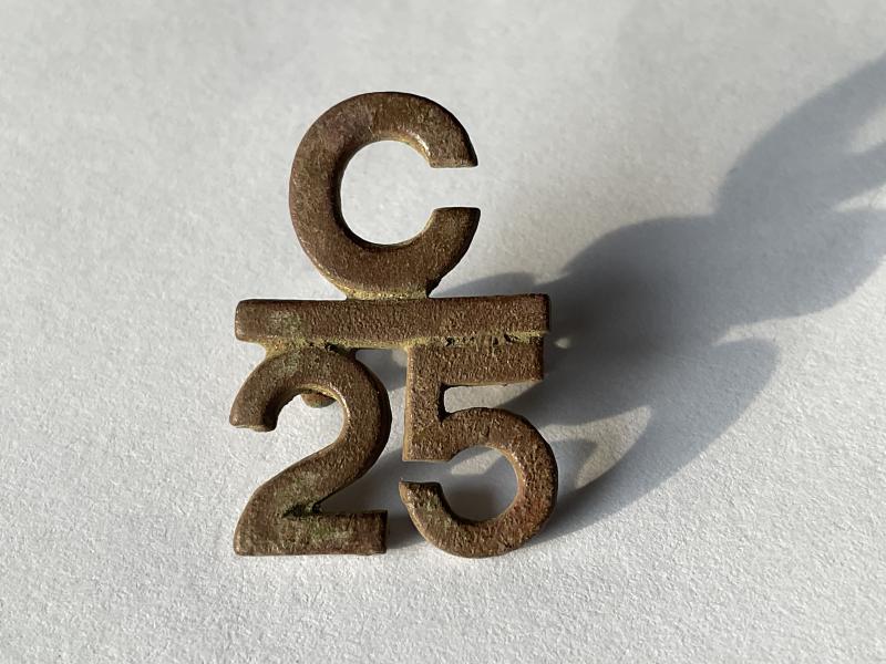 WW1 CEF 25th Inf Batt (Nova Scotia Rifles) excavated shoulder numeral