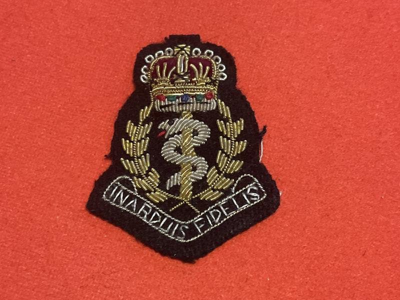 Q/C Officer bullion R.A.M.C beret badge