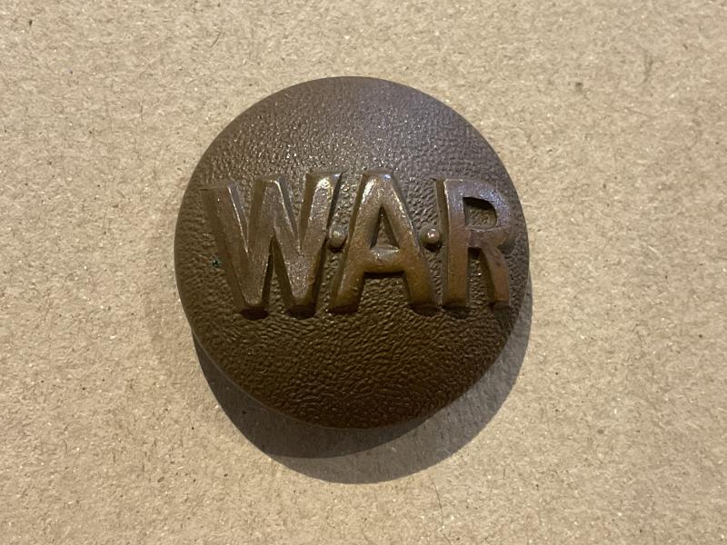 W.A.R (West Africa Regiment) officers bronze button