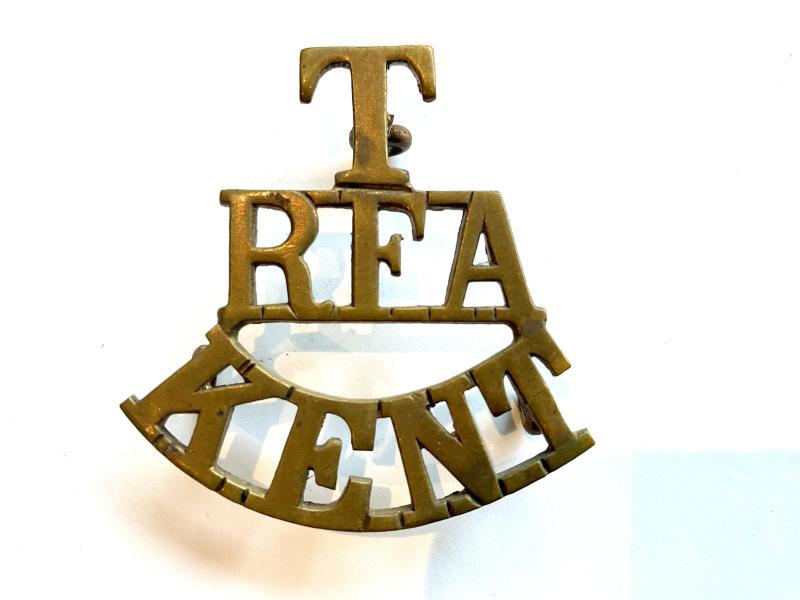 WW1 T /RFA /KENT brass other ranks shoulder title