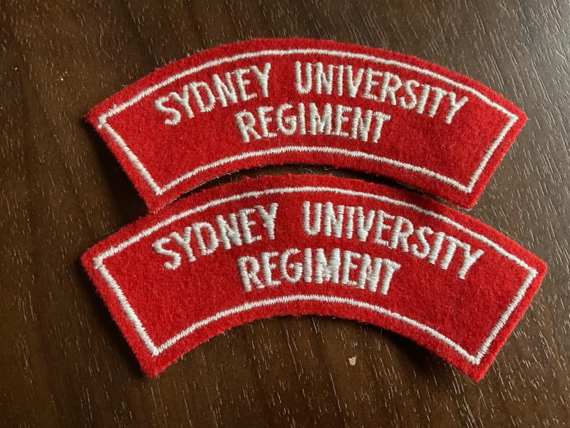 Sydney University Regiment bordered shoulder titles