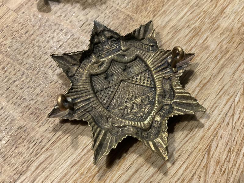 WW2 Canadian Le Regiment de Levis cap badge