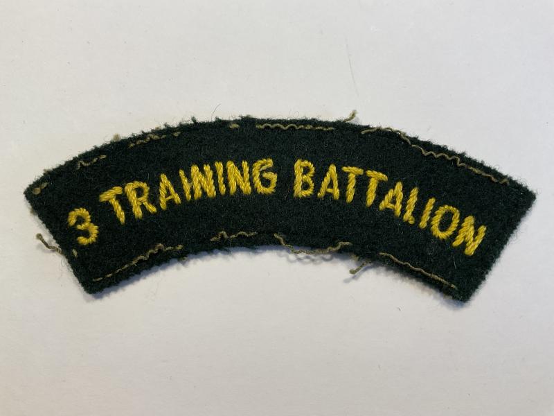 Australian 3 Training Battalion cloth shoulder title.