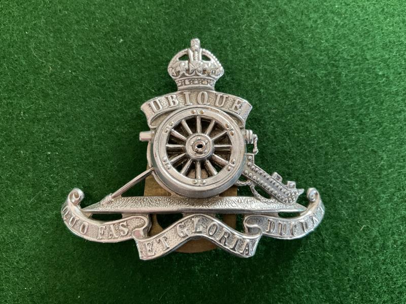 K/C Royal Artillery band or Regimental police cap badge.