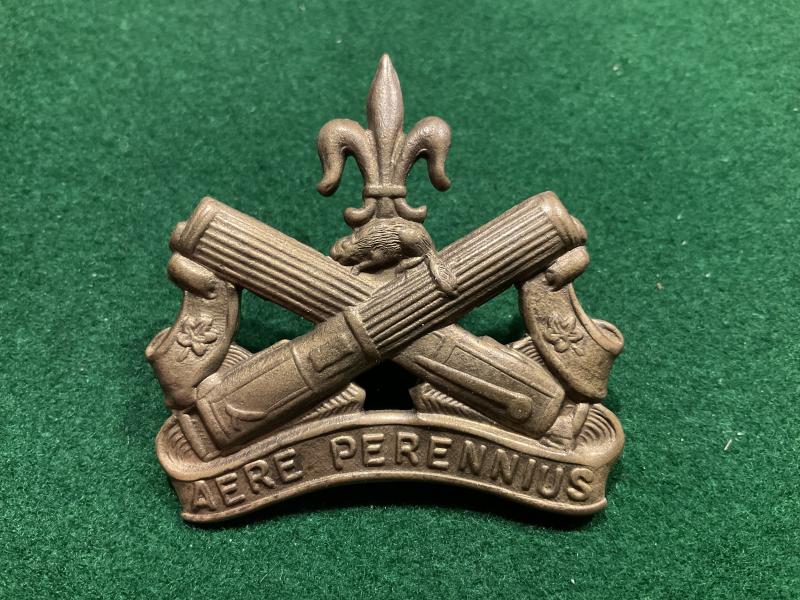 WW2 Canadian Le Regt de la Chaudiere cap badge.