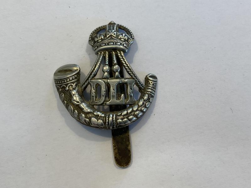 WW1/2 D.L.I other ranks cap badge.