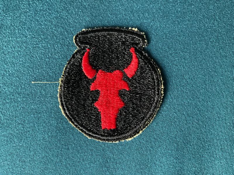 WW2 U.S Army 34th Infantry Division green back patch.