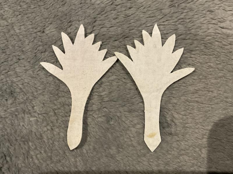 Welsh Guards officers full dress bullion collar badges.