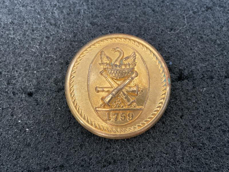 Caron shipping Line, (Sterlingshire) button broach