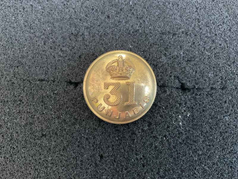 WW1 31st PUNJABIS Officers gilt button, Pre 1922.