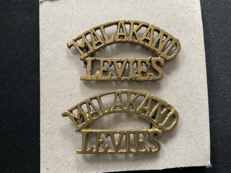 MALAKAND LEVIES brass shoulder titles