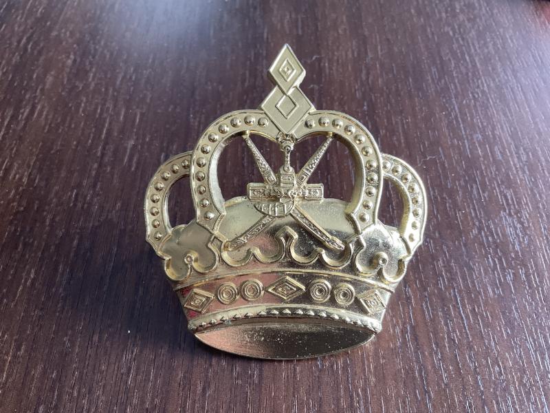 Royal Guard of Oman-Pith Helmet plate.