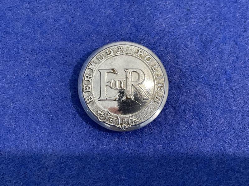 Q/C Bermuda Police button