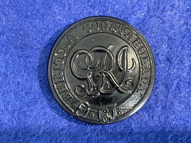 Bermuda Police George V blackened brass button.