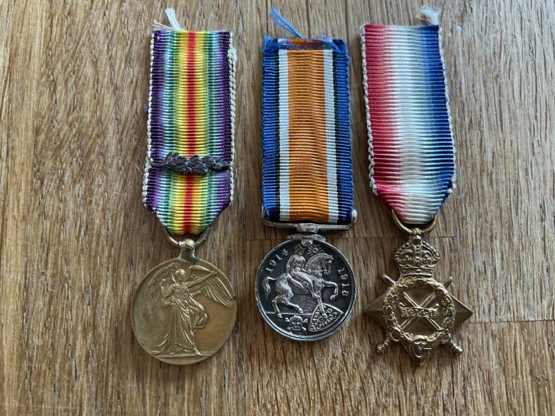 Miniature WW1 Trio medal , victory with M.I.D