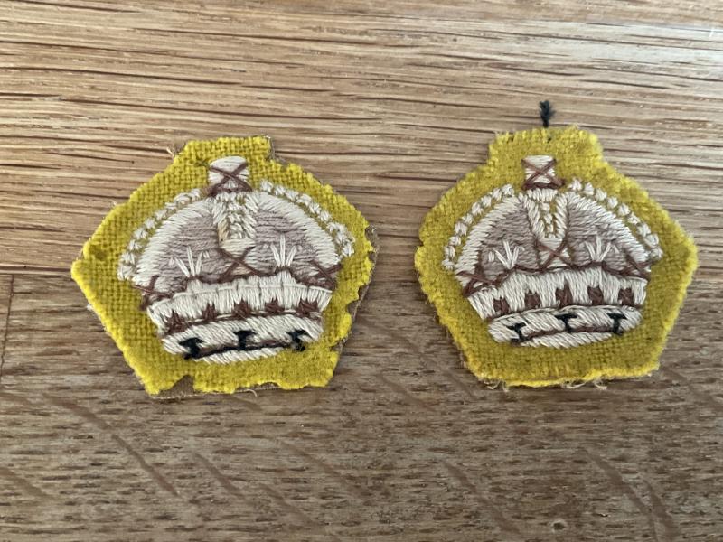 WW2 Armoured Corps cloth Majors rank crowns