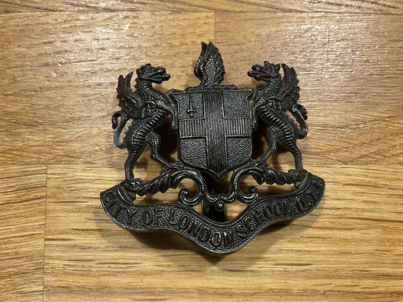 Pre 1948 City of London School O.T.C cap badge.