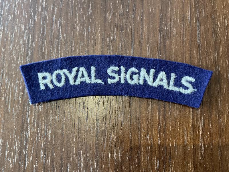 WW2 ROYAL SIGNALS paste back shoulder title
