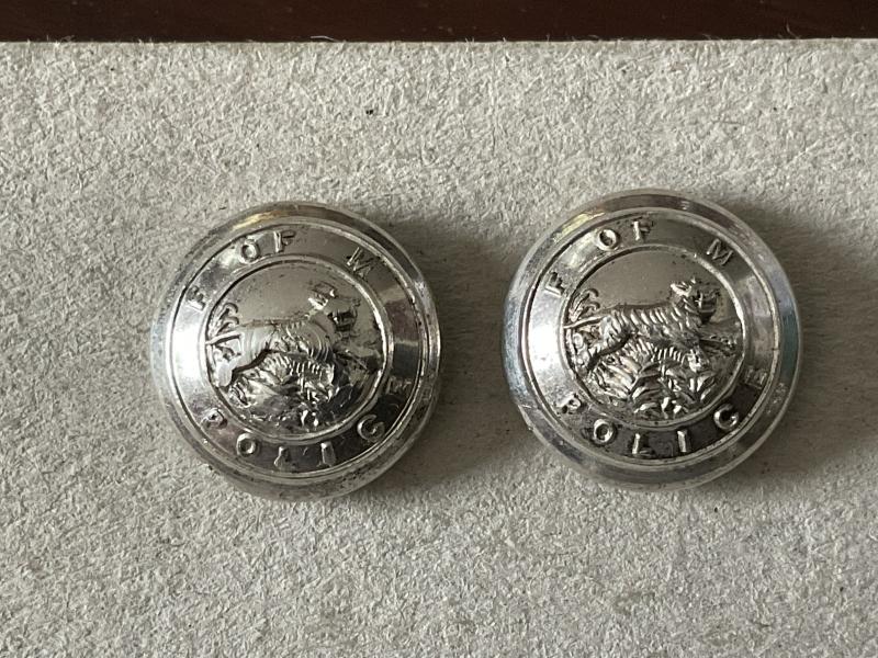 1951 dated silver Federation of Malay Police cap buttons.