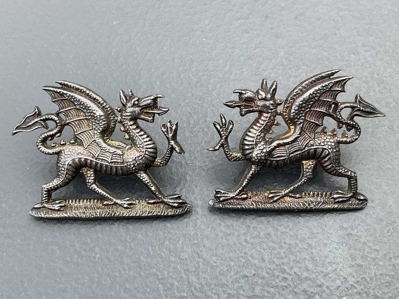 Officers 1923 Hallmarked silver ‘The Buffs’ collar badges.