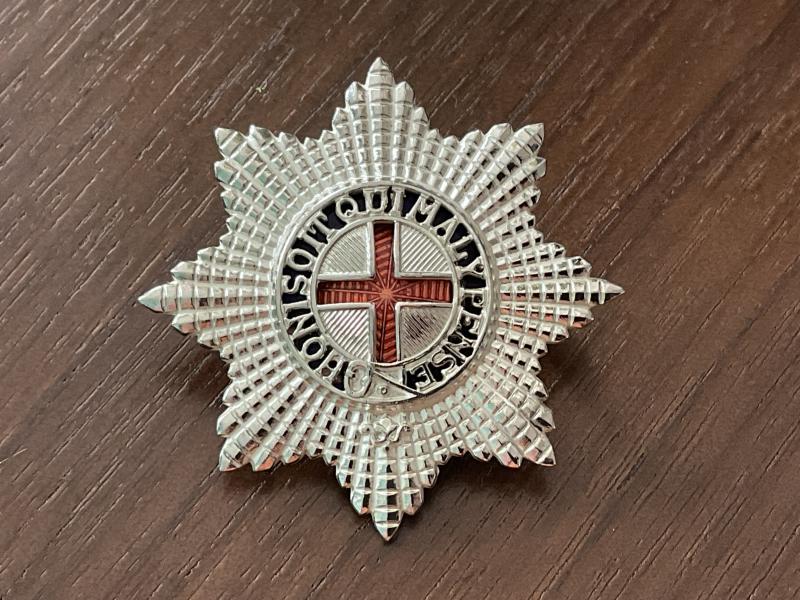 Coldstream Guards warrant officers cap badge.