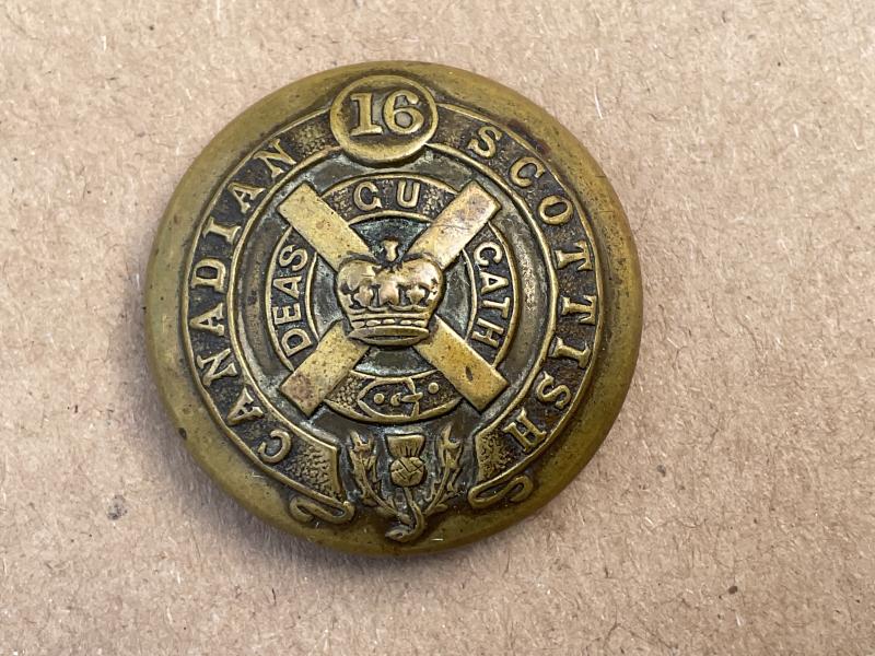 WW1 16th Canadian Scottish button by Firmin.