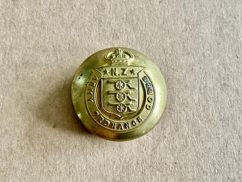 WW1 N.Z Army Ordnance Corps large 24mm button by Firmin.