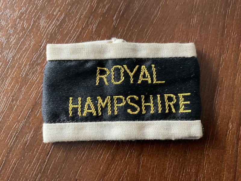 ROYAL HAMPSHIRE Malaya era white trim slip on title