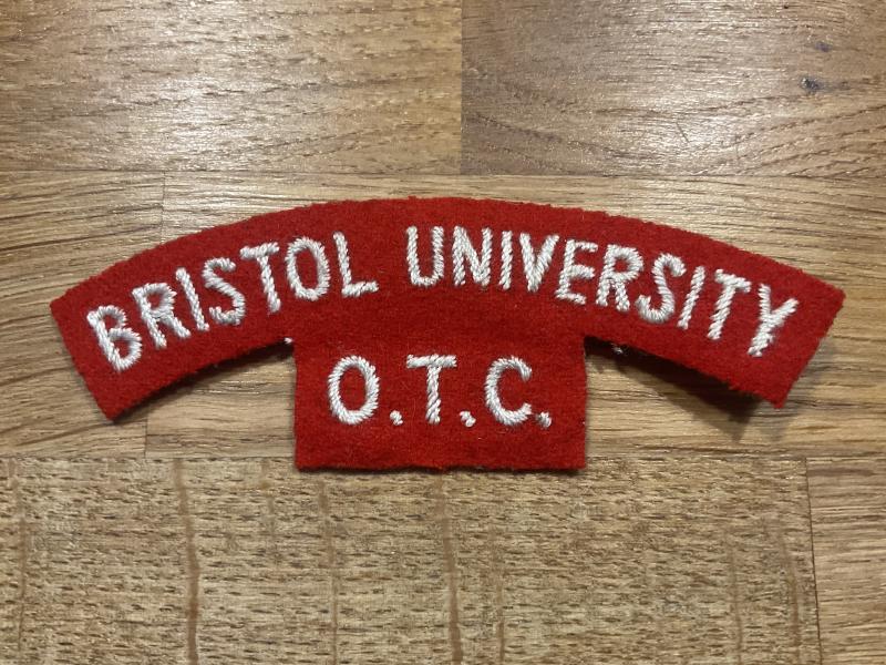 BRISTOL UNIVERSITY O.T.C. Cloth shoulder title.