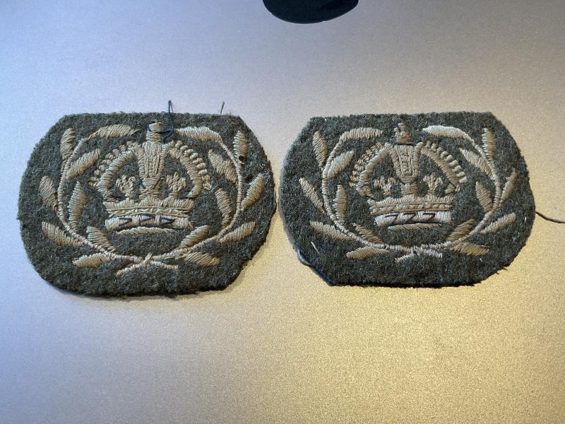 WW2 Embroidered Warrant Officers Class 2 (CSM) crowns.