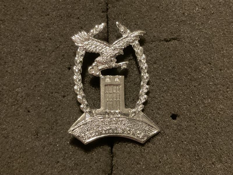 Sierra Leone National Diamond Mine Security Force cap badge.