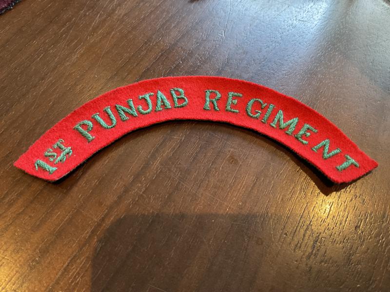 WW2 1st PUNJAB REGIMENT cloth shoulder title.