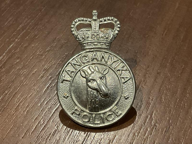Post 1952 Tanganyika Police cap badge.