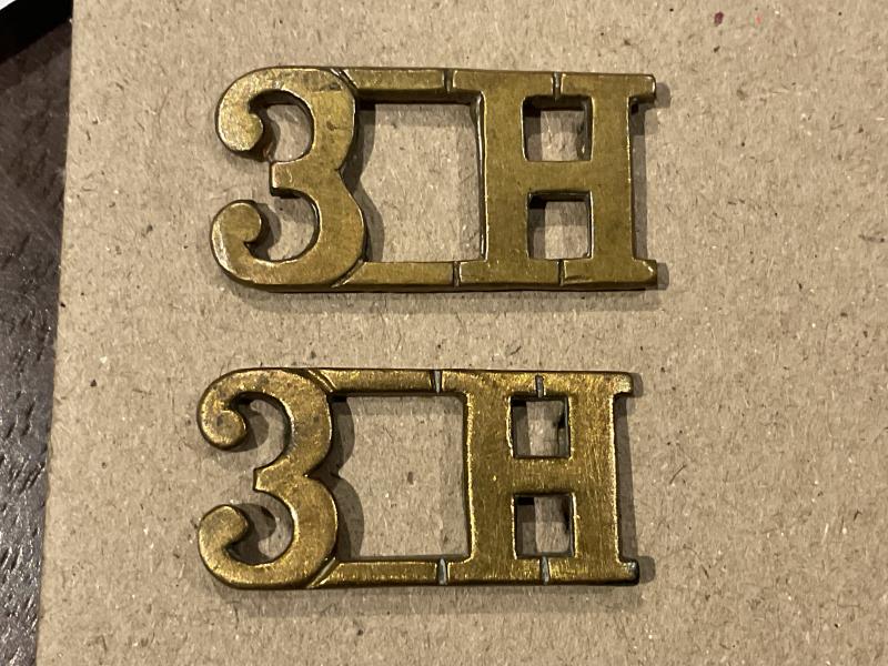 WW1 3rd Hussars brass shoulder titles.