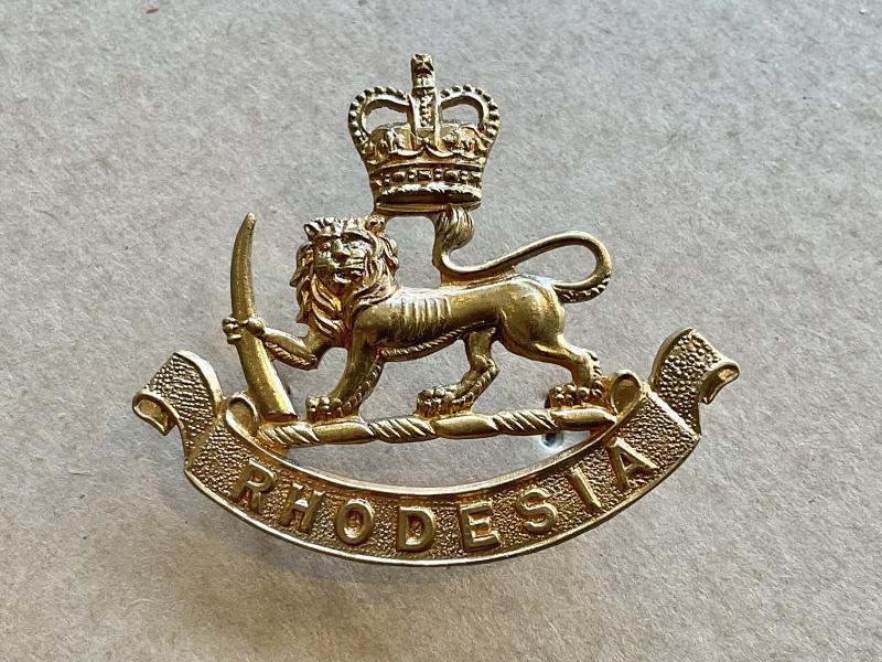 Rhodesian Army Staff Corps cap badge, worn 1953-70.