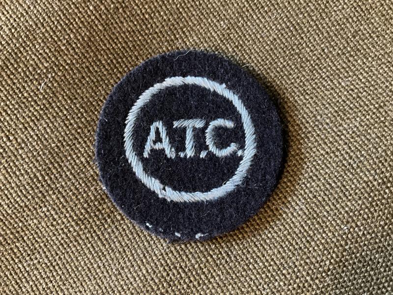 WW2 Officers Air Training Corps shoulder patch.